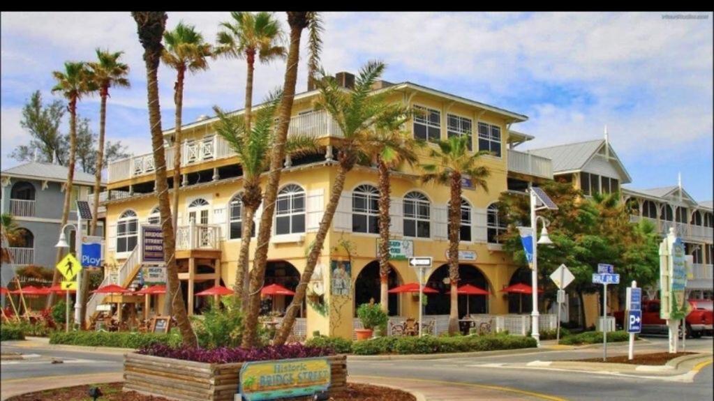 Amazing Beach Getaway Pool Condo By The Beach Bradenton Beach Esterno foto